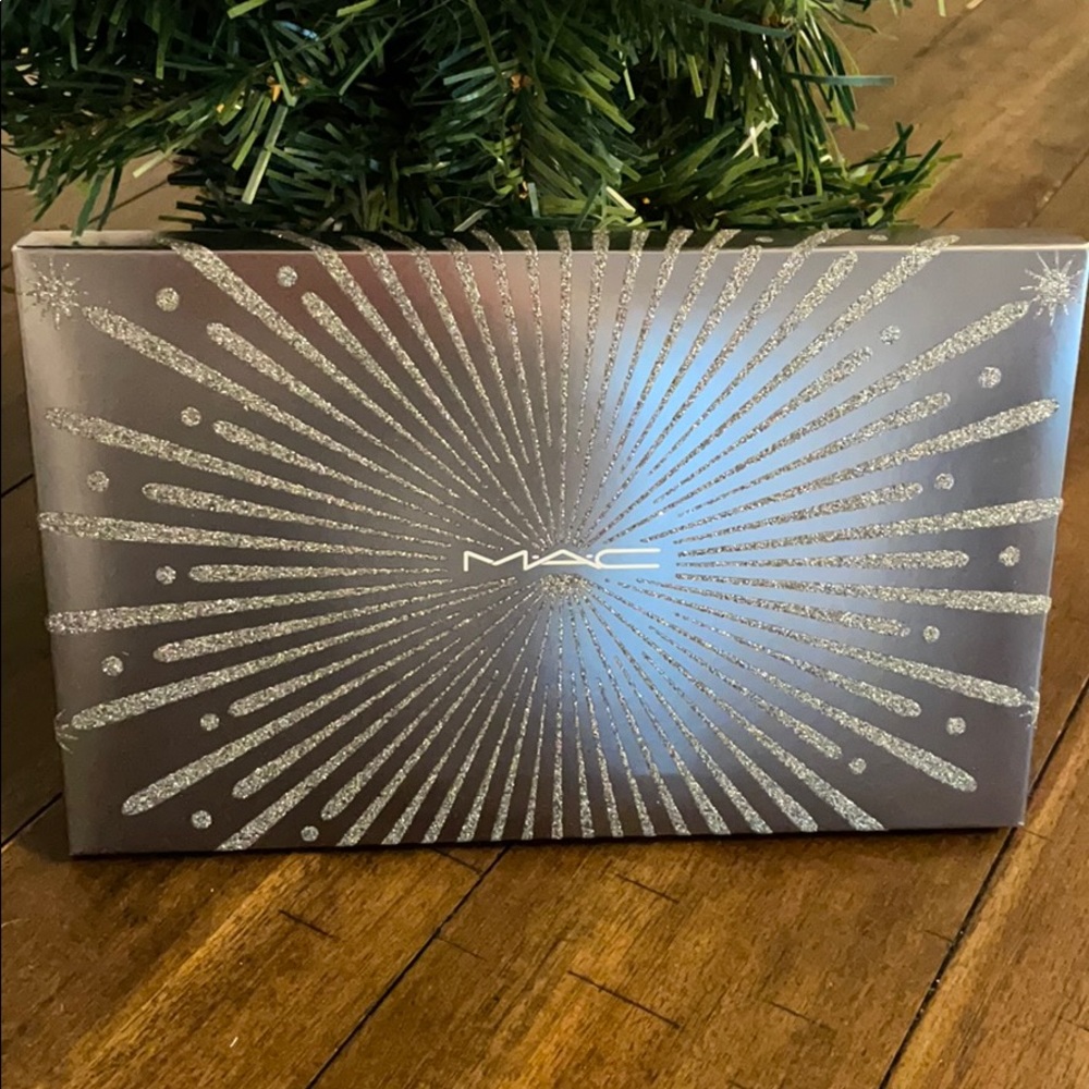 NWT MAC Grand Spectacle Eye Shadow Pallete - Picture 5 of 6
